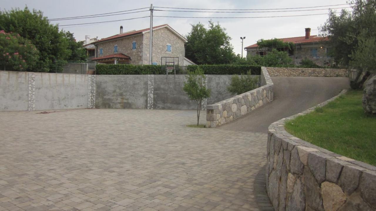 Natasa Apartments Krk Vrh  Exterior photo